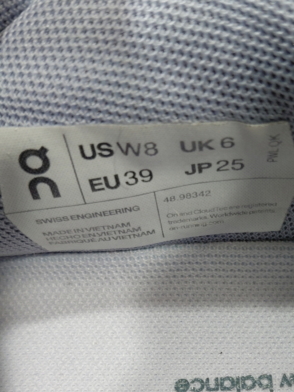 On Rrunning Womens Roger Advantage White Leather & Soft Lilac Everyday Shoe SZ 8 - Picture 8 of 12